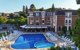 Хотел Троян Шато Монтан